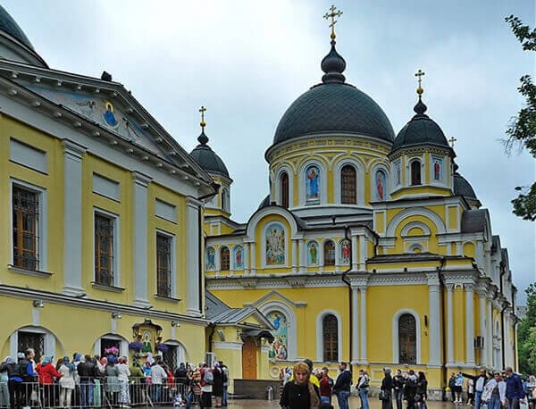 Покровский монастырь в Москве Святой Матроны